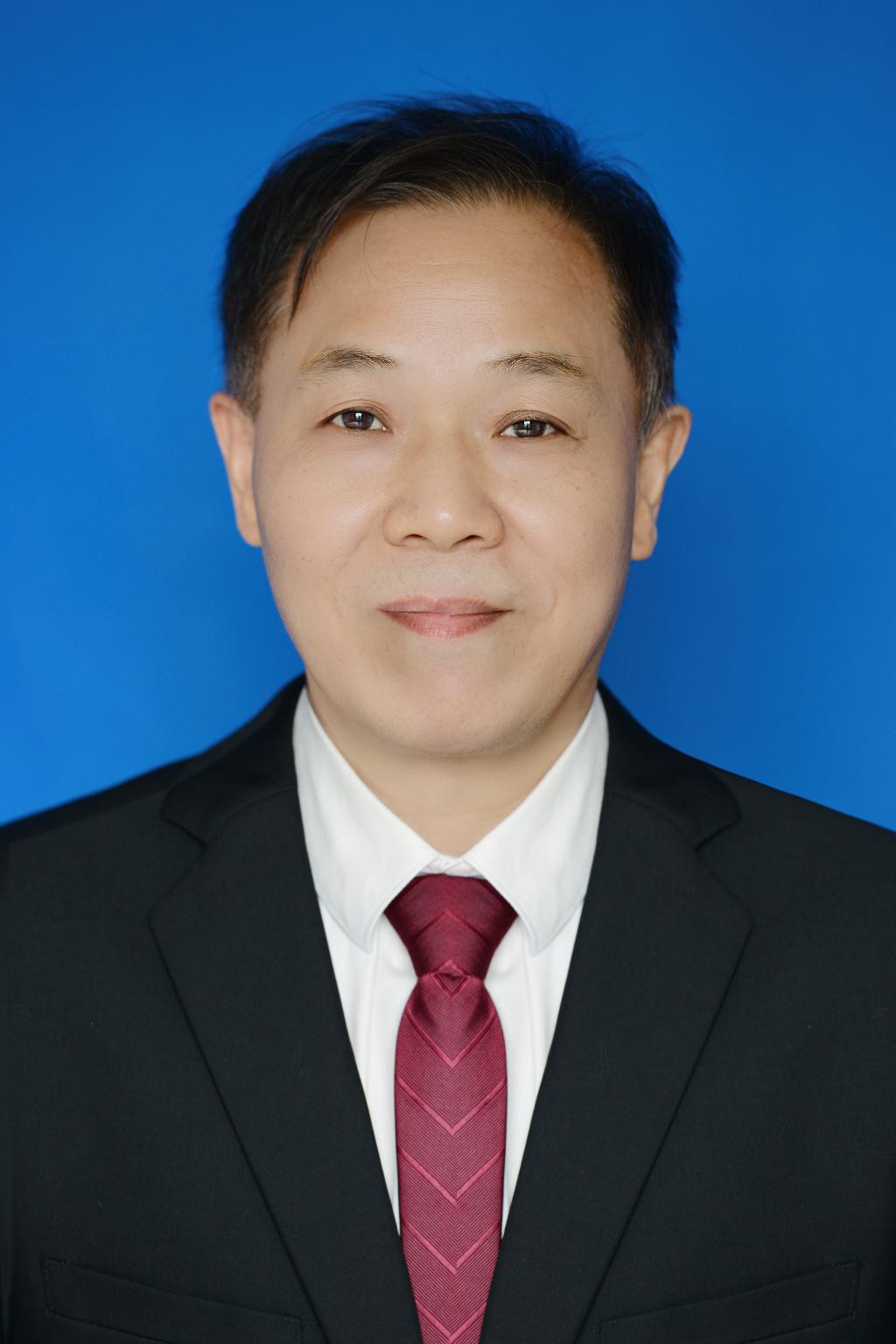 365英国上市集团