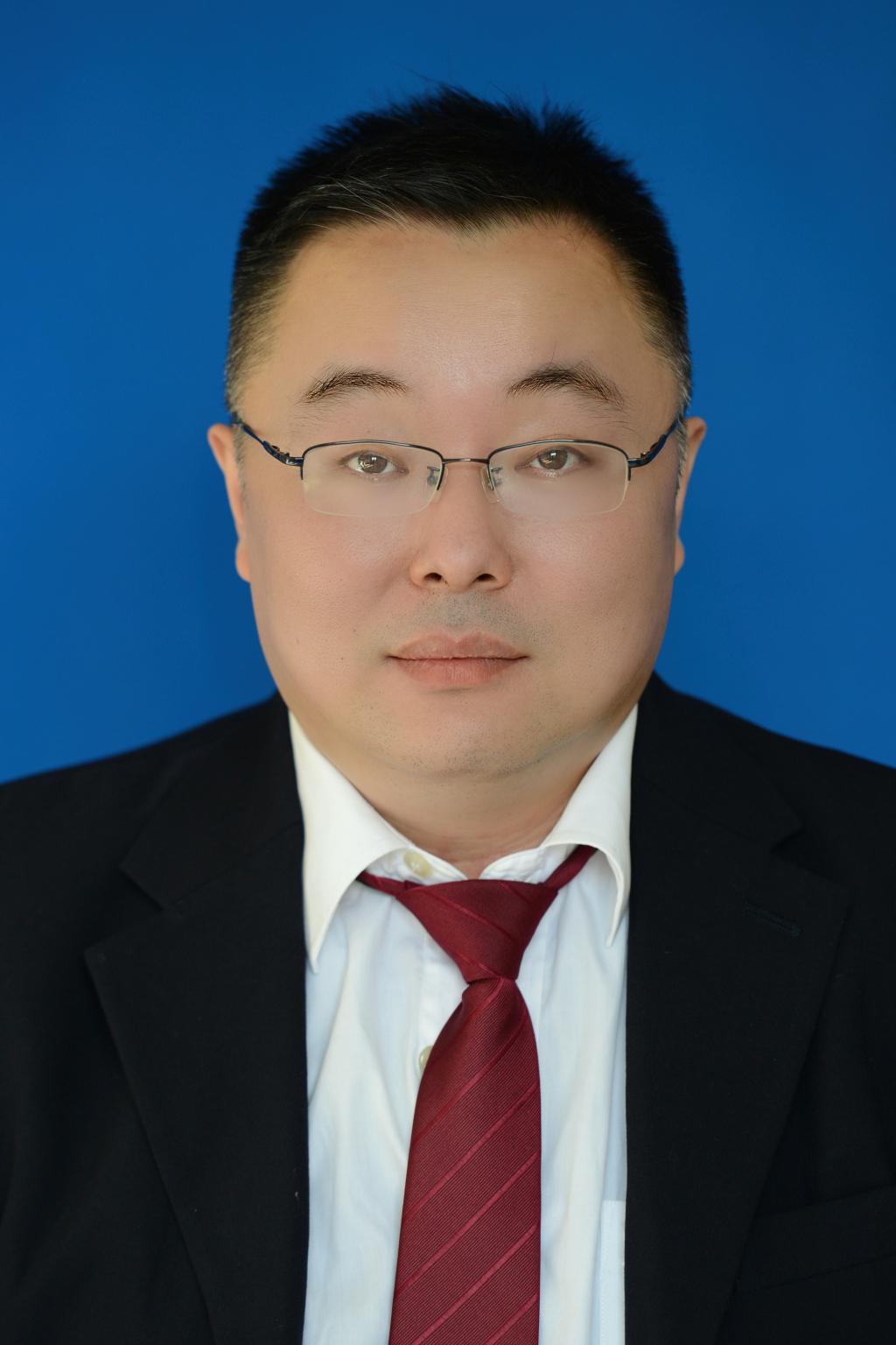 365英国上市集团