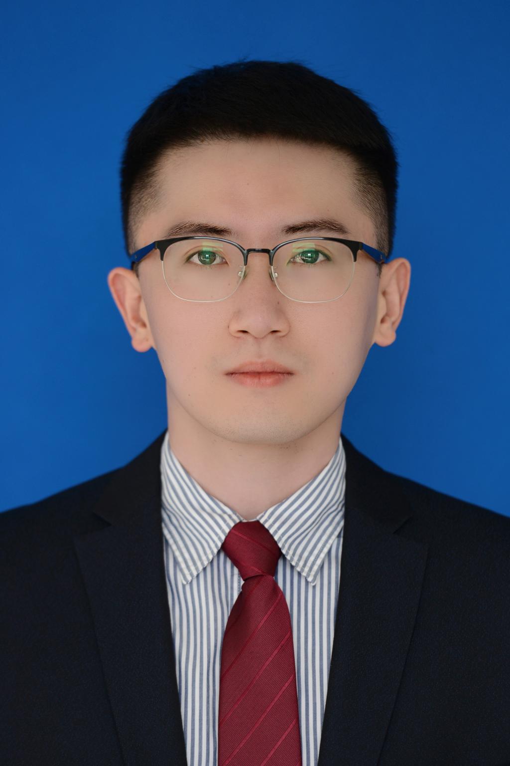 365英国上市集团