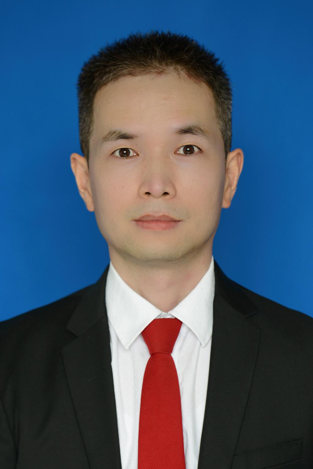 365英国上市集团