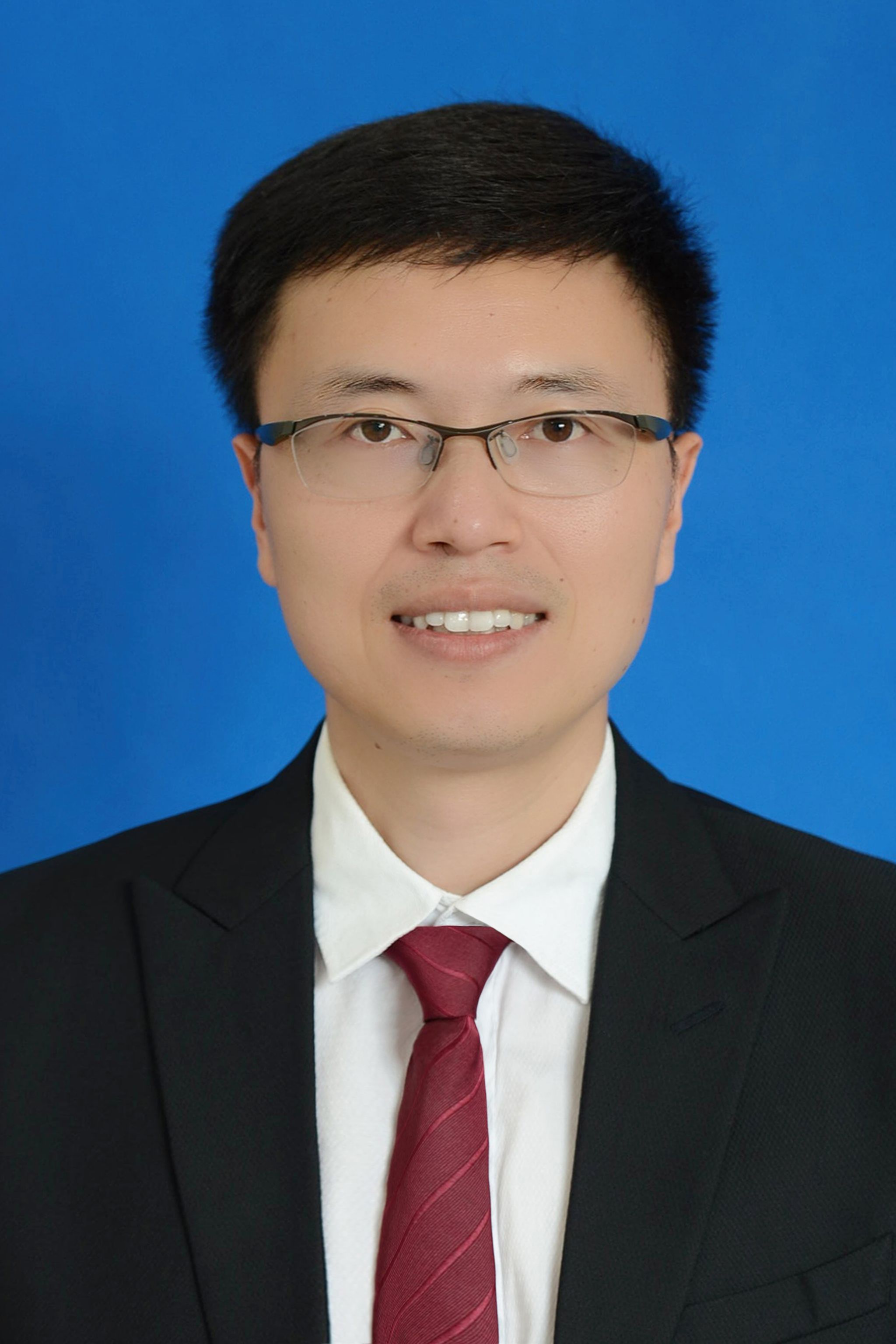 365英国上市集团