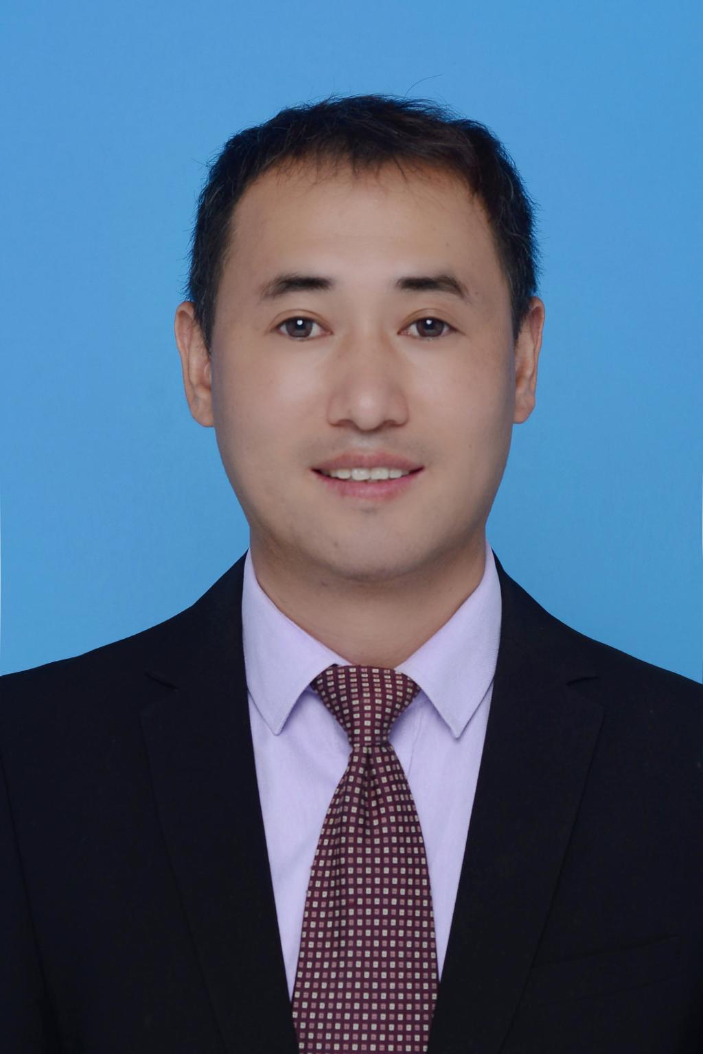 365英国上市集团