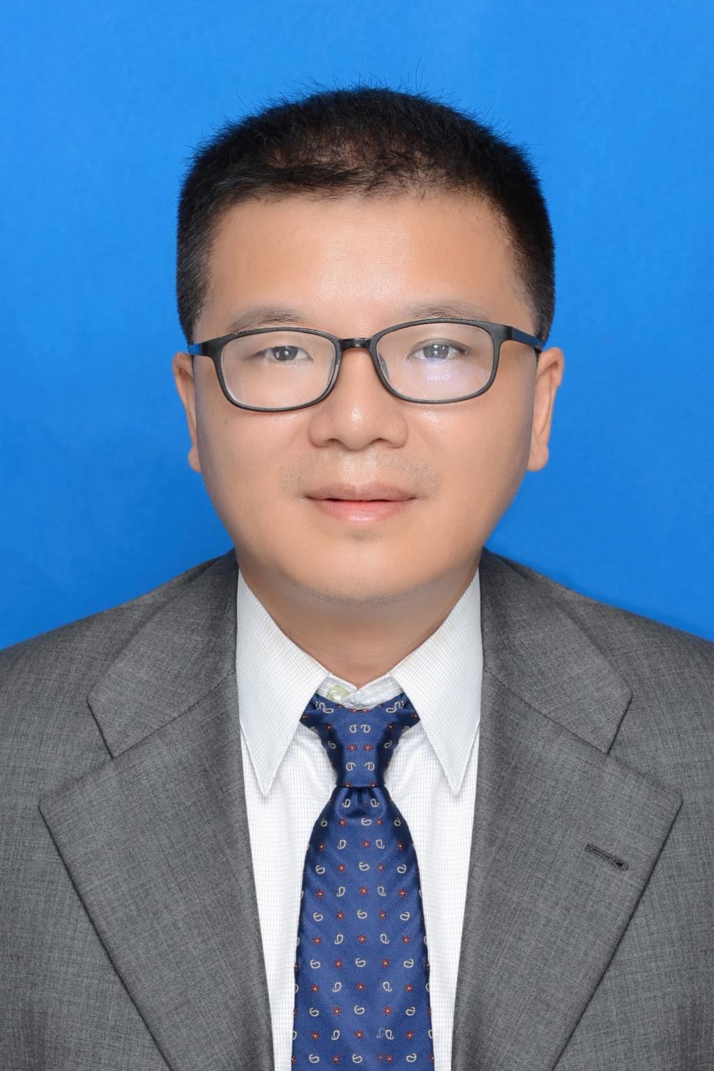 365英国上市集团